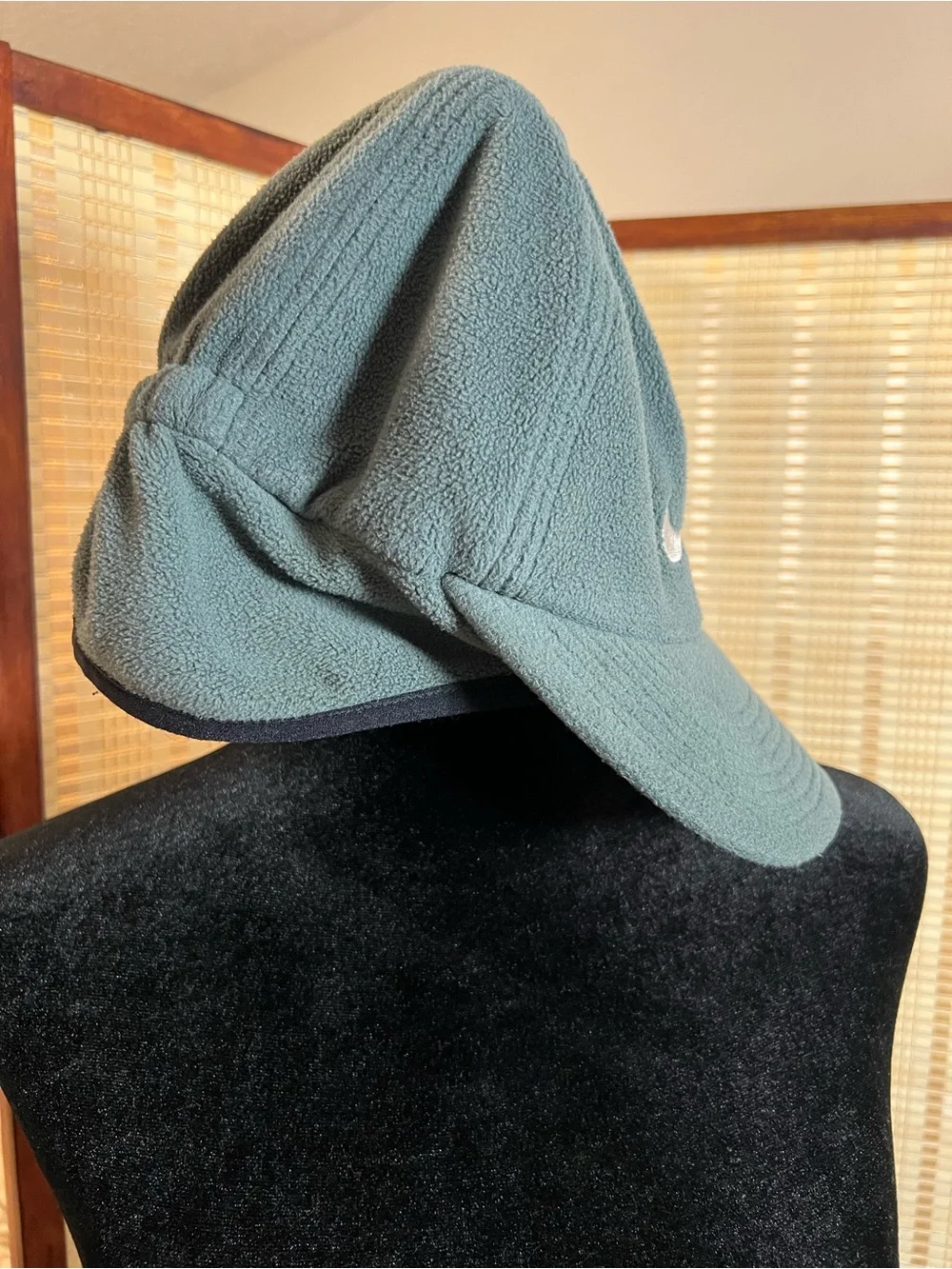 Vintage Nike Therma FIT Fleece Ear Flap Hat Cap Grey Swoosh Winter Y2K 90s